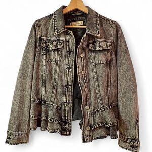Stoosh Black Wash Ruffle-Hem Denim Jacket